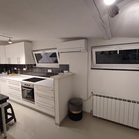 Apartmani Vijecnica ซาราเยโว ภายนอก รูปภาพ